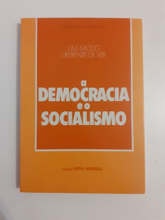 A democracia e o socialismo