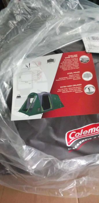 Coleman Mackenzie 4 z wyposażeniem
