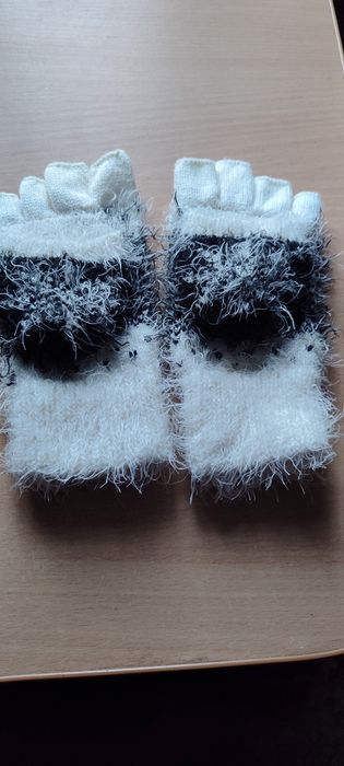 Перчатки. Варежки. Шапка