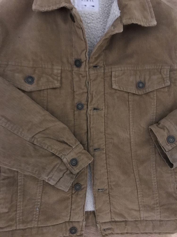 Курточка Zara 10 років 140 см вельветова на хутрі тепла