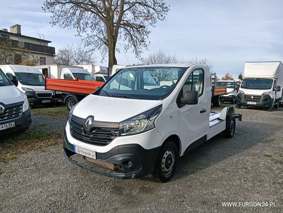 Renault TRAFIC PLATFORMA DO ZABUDOWY NR 869  Platforma Do Zabudowy NR 869