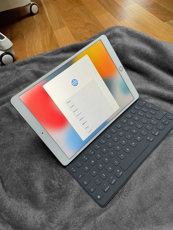 iPad Pro 10.5 Wi-Fi 256GB Złoty + Apple pencil + Smart Keyboard + etui