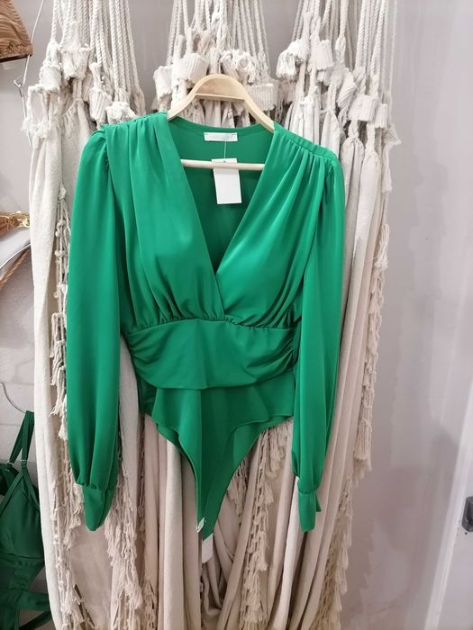 Roupa senhora Nova