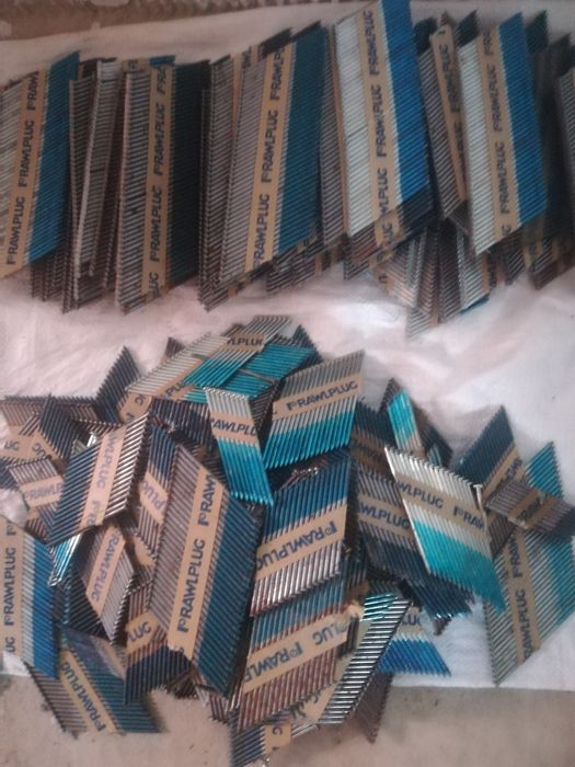 Цвяхи для пістолетк