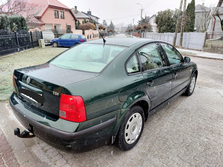 Volkswagena Passat B5 1.9 Tdi 90 km.  Długie opłaty.