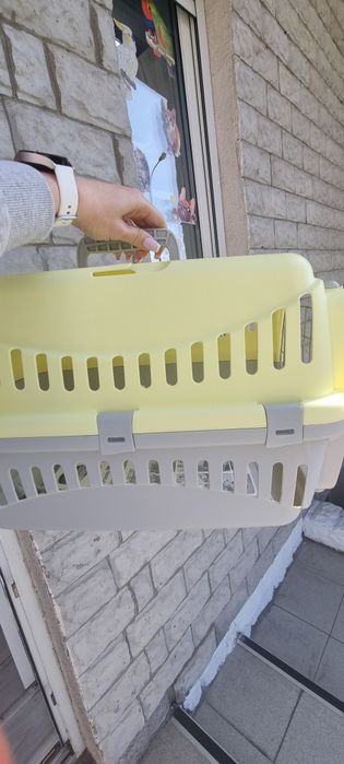 Переноска для котів та маленьких собак