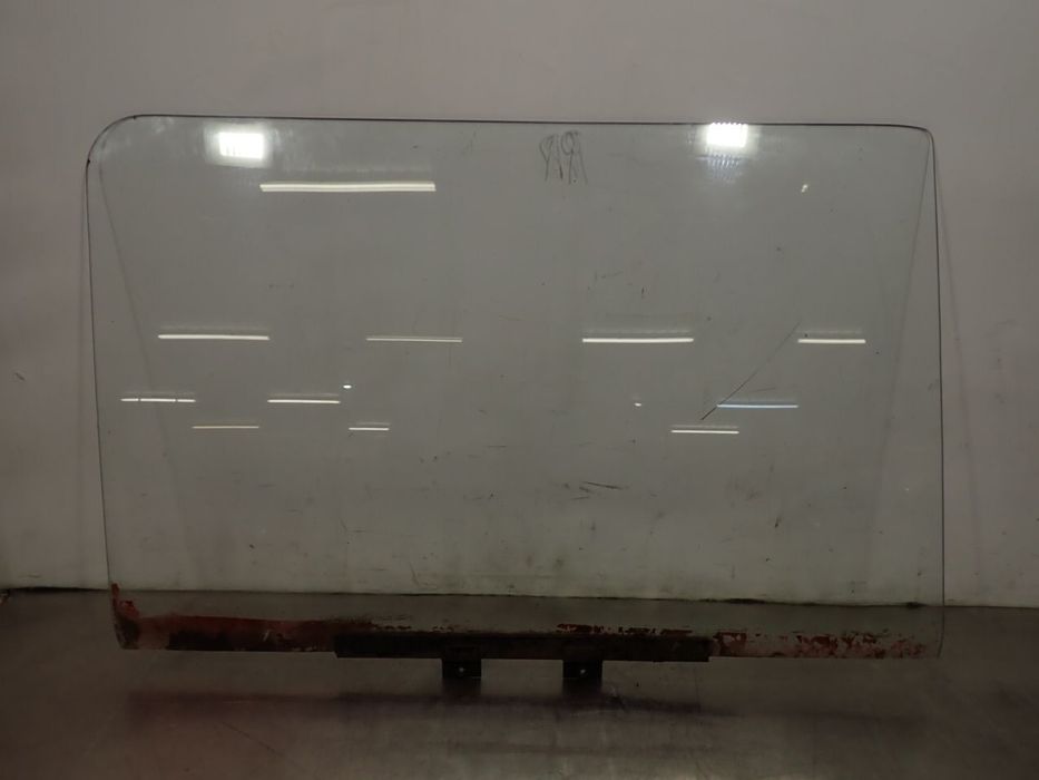 SZYBA BOCZNA PRAWA PRZEDNIA DRZWI VOLKSWAGEN T3