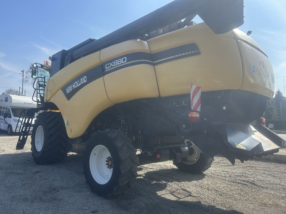 Kombajn zbożowy New Holland CX880 class john deere