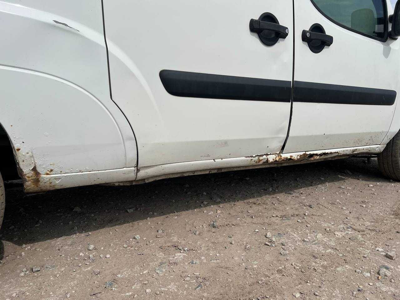 продам FIAT DOBLO Maxi 2008 року