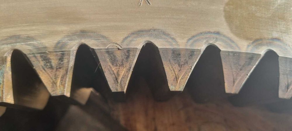 Поворотний круг Атлас