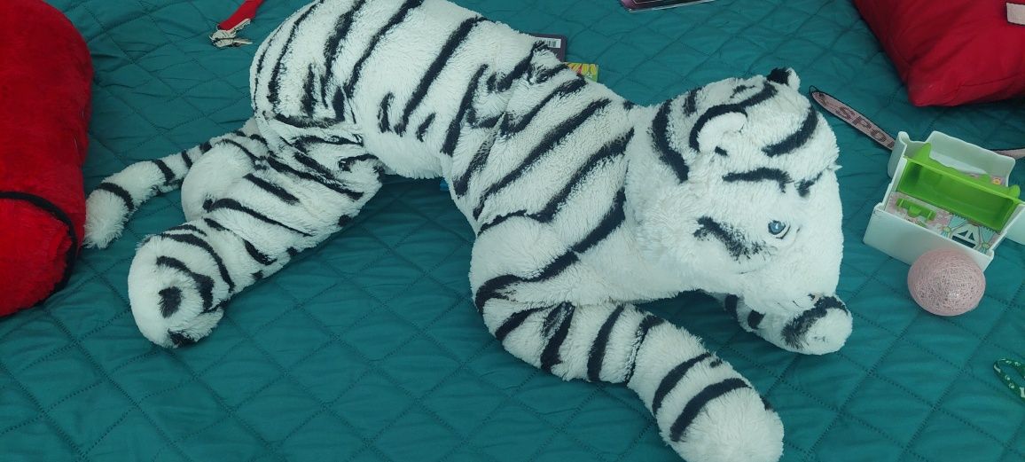 Carrinho Minnie e Peluches de Criança