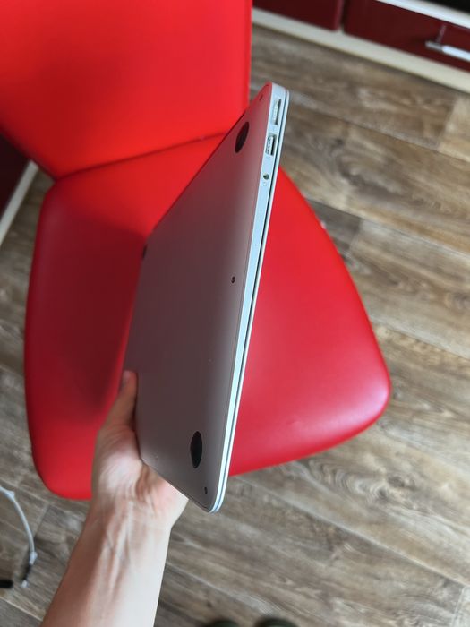 MacBook Air 2014 13.3” 4/128 GB!