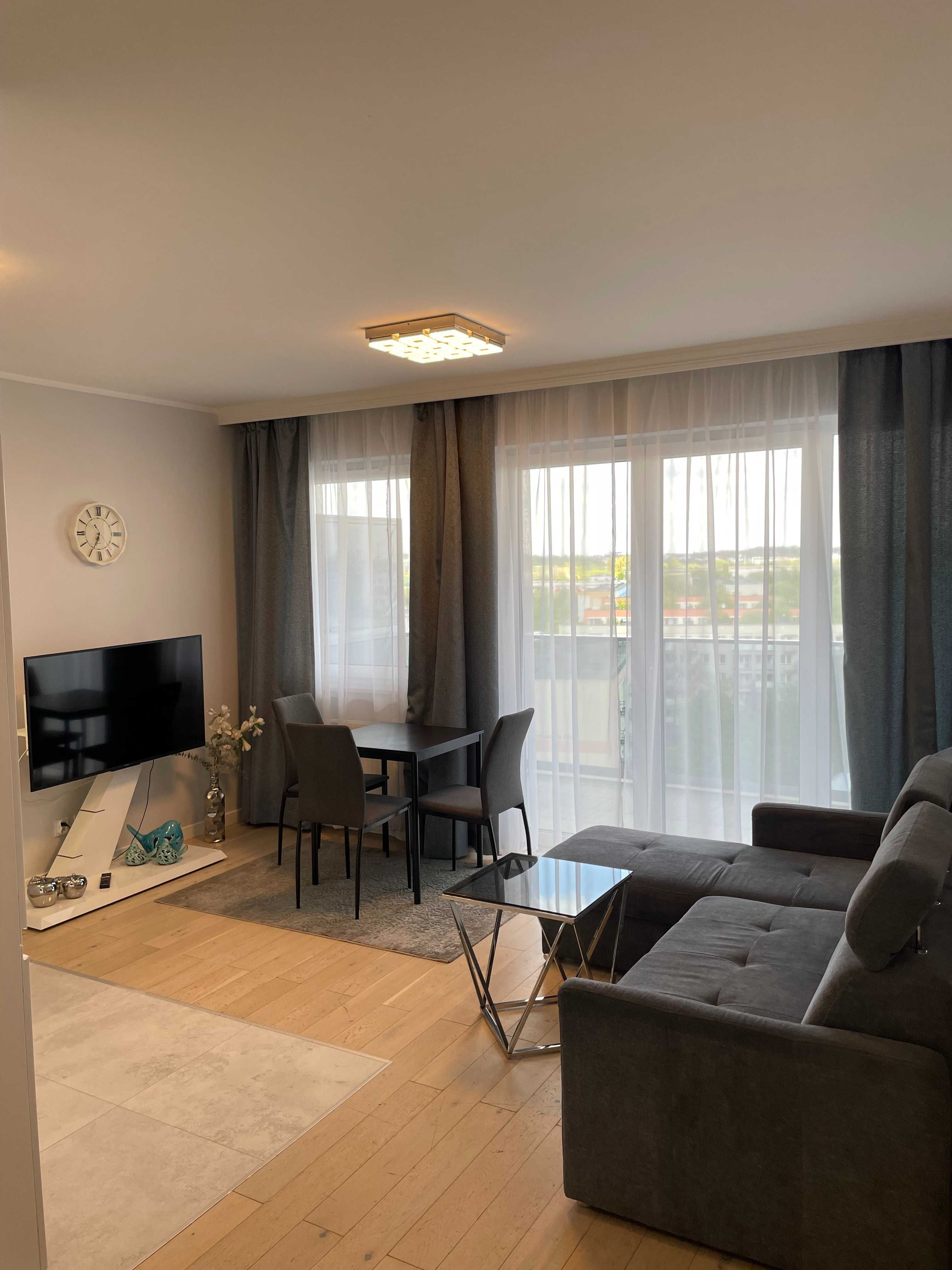 Wynajmę APARTAMENT w centrum 2 pokoje , 42m2 , ul. Jurowiecka 19