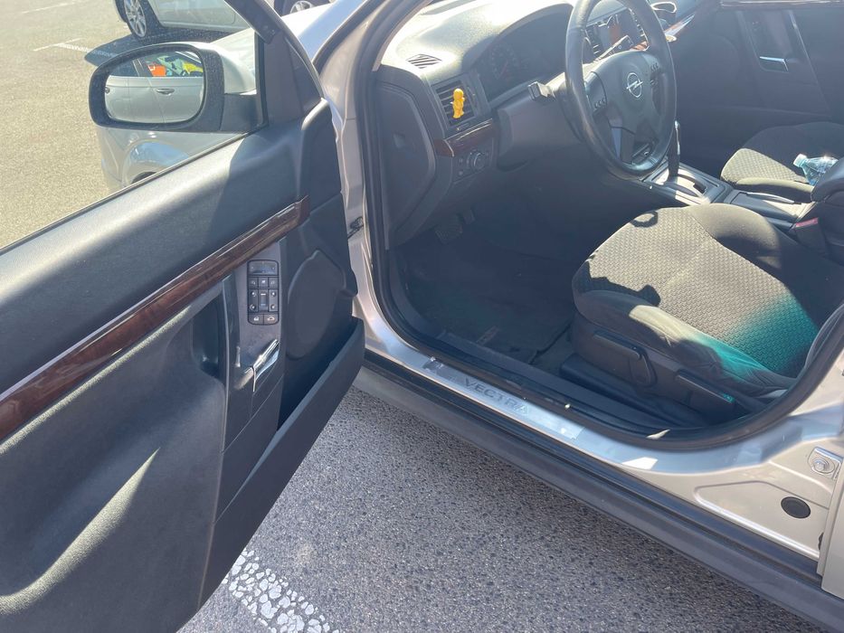 Продам Opel Vectra