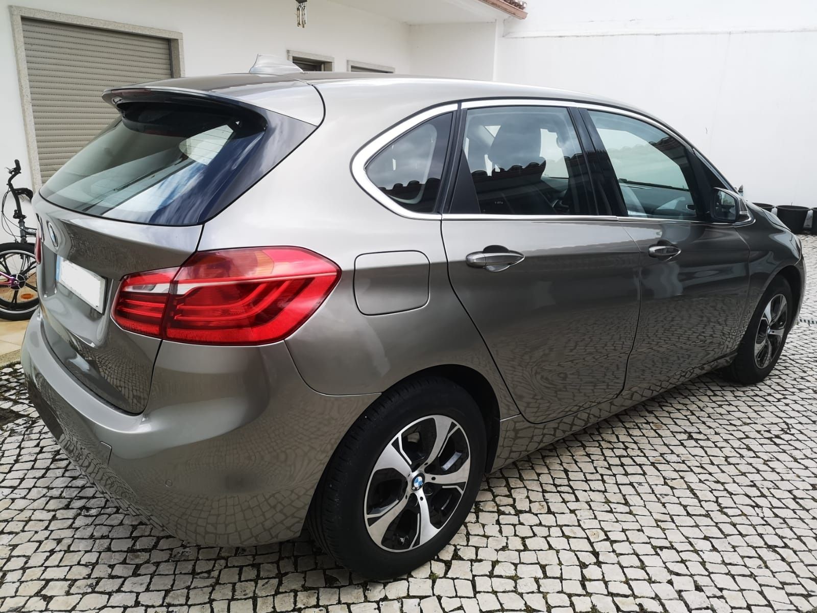 BMW ( 218 d )  ActiveTourer  2.0  150cv