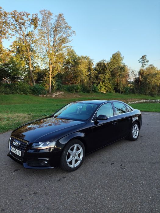 Audi A4 b8 super stan.