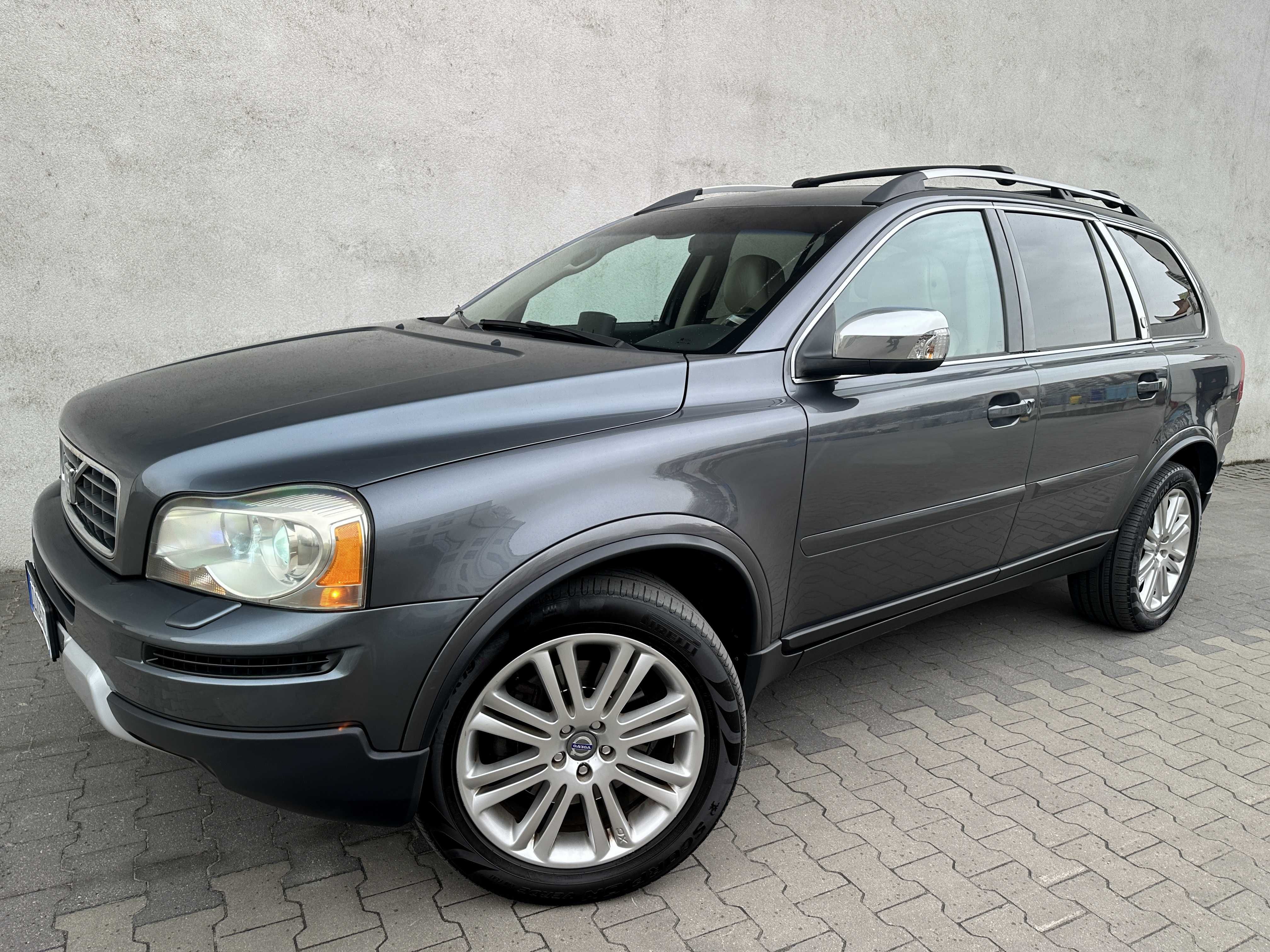 VOLVO XC90 LIFT 2.4 D5 AWD EXECUTIVE Bi-Xenon DvD Skóra DynA 19" Ładny