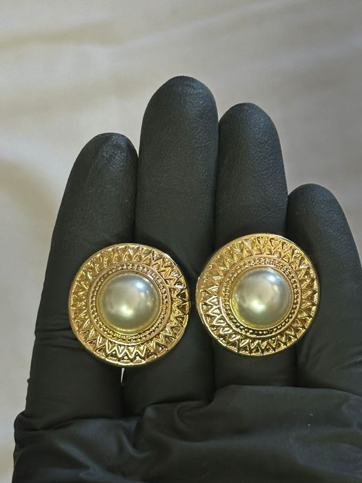 Brincos de Mola Mulher