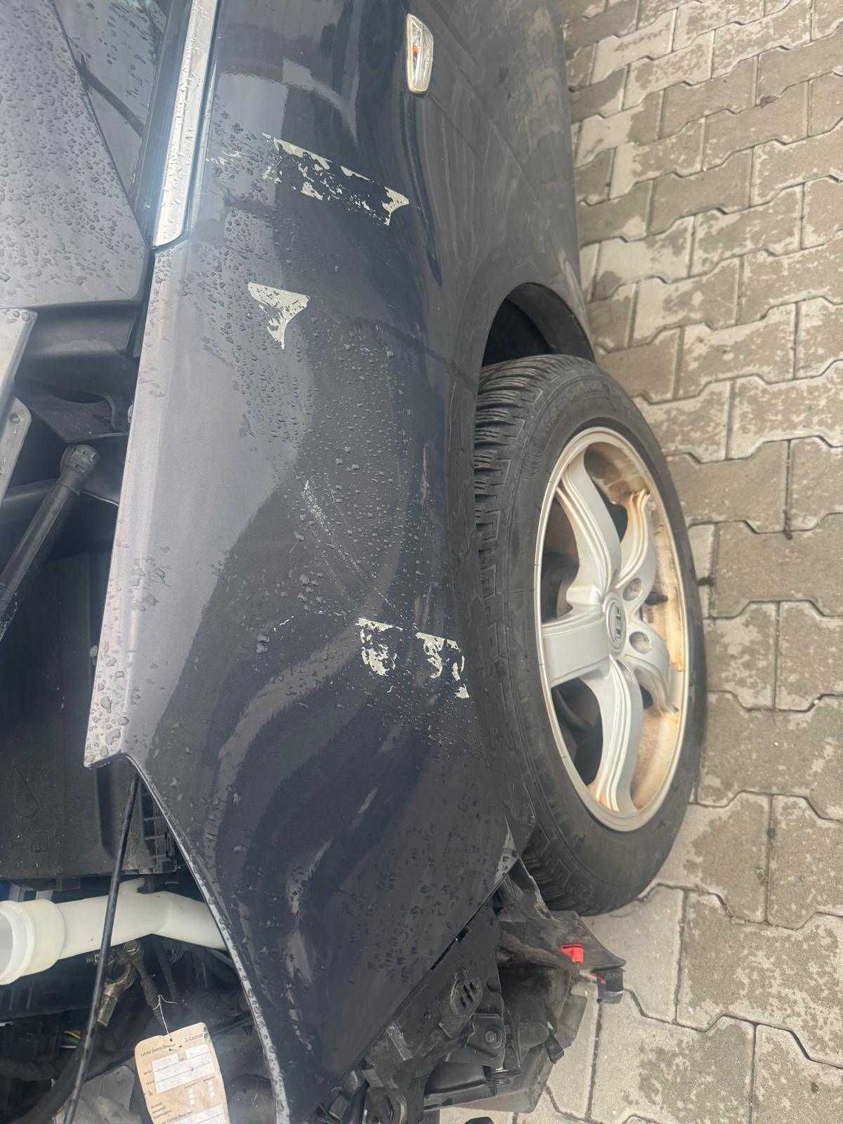 Błotnik Opel Zafira C Z190 przedni prawy lub lewy