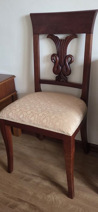 Cadeiras de quarto como novas