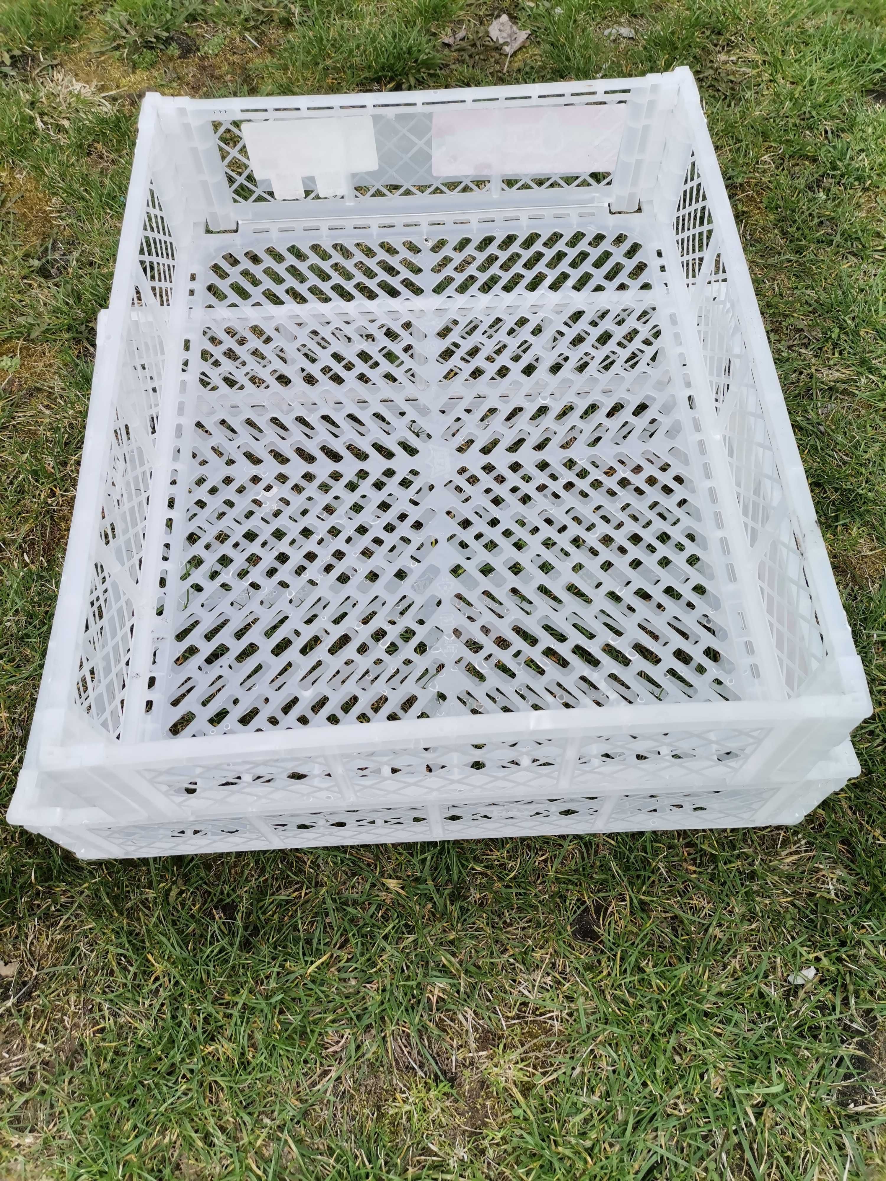 Skrzynki plastikowe białe składane boki 40cmx50cm