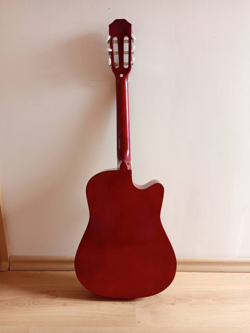 Gitara akustyczna leworęczna