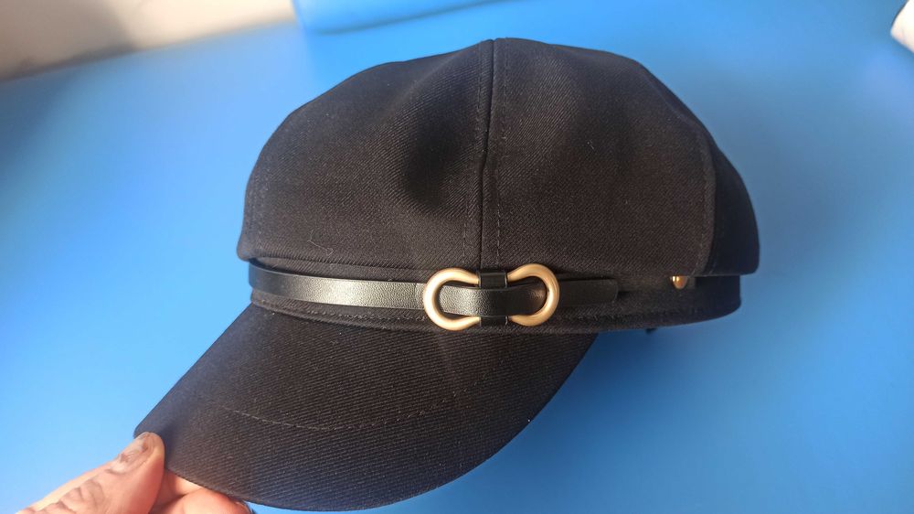 Nowa czapka w stylu studenckim