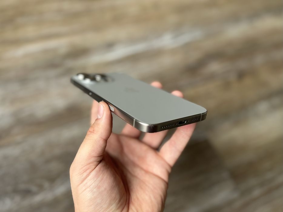 Iphone 15 Pro Max 256Gb Natural Titanium - неверлок