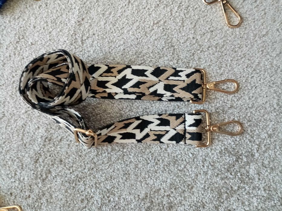 Pasek do torebki czarny ,wzór kremowo-beżowy