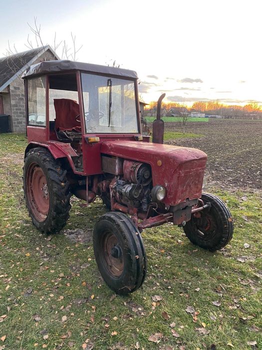 Трактор т-25.