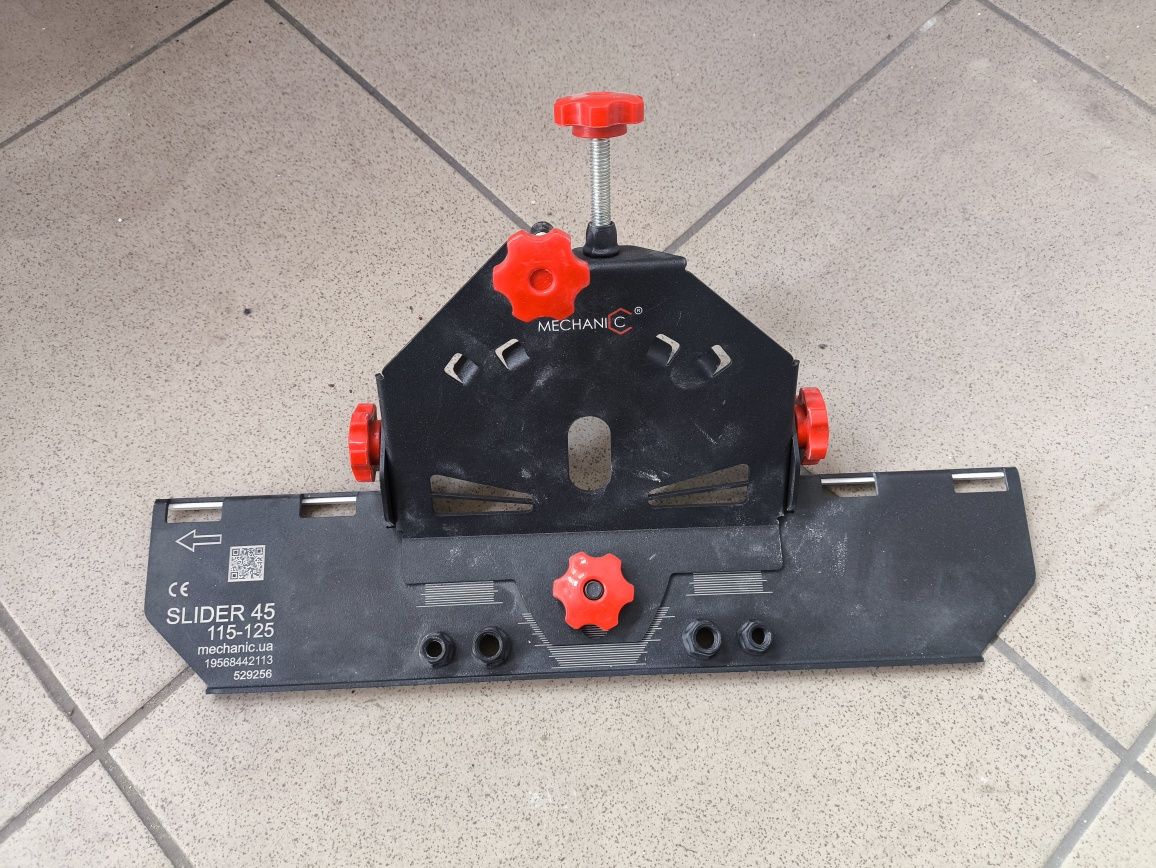 Mechanic do cięcia pod kątem 45 stopni
