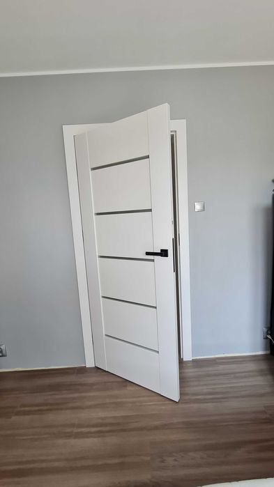 DRZWI, OKNA, ROLETY – profesjonalny montaż i naprawa  z gwarancją