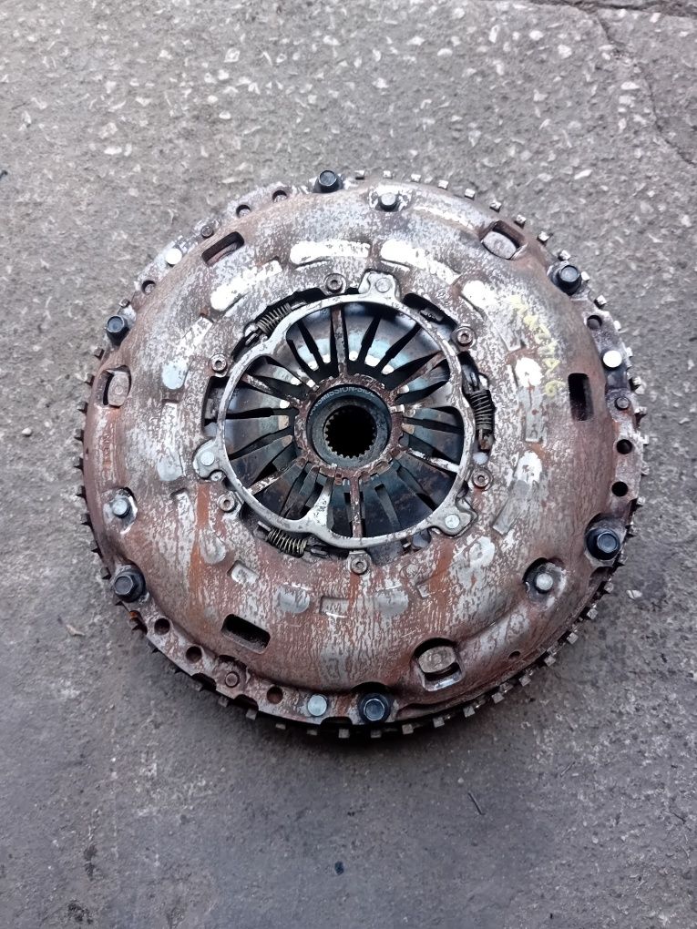 Bimassa mazda 6 2.0