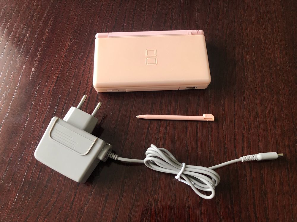 Nintendo DS Lite Różowa + Akcesoria