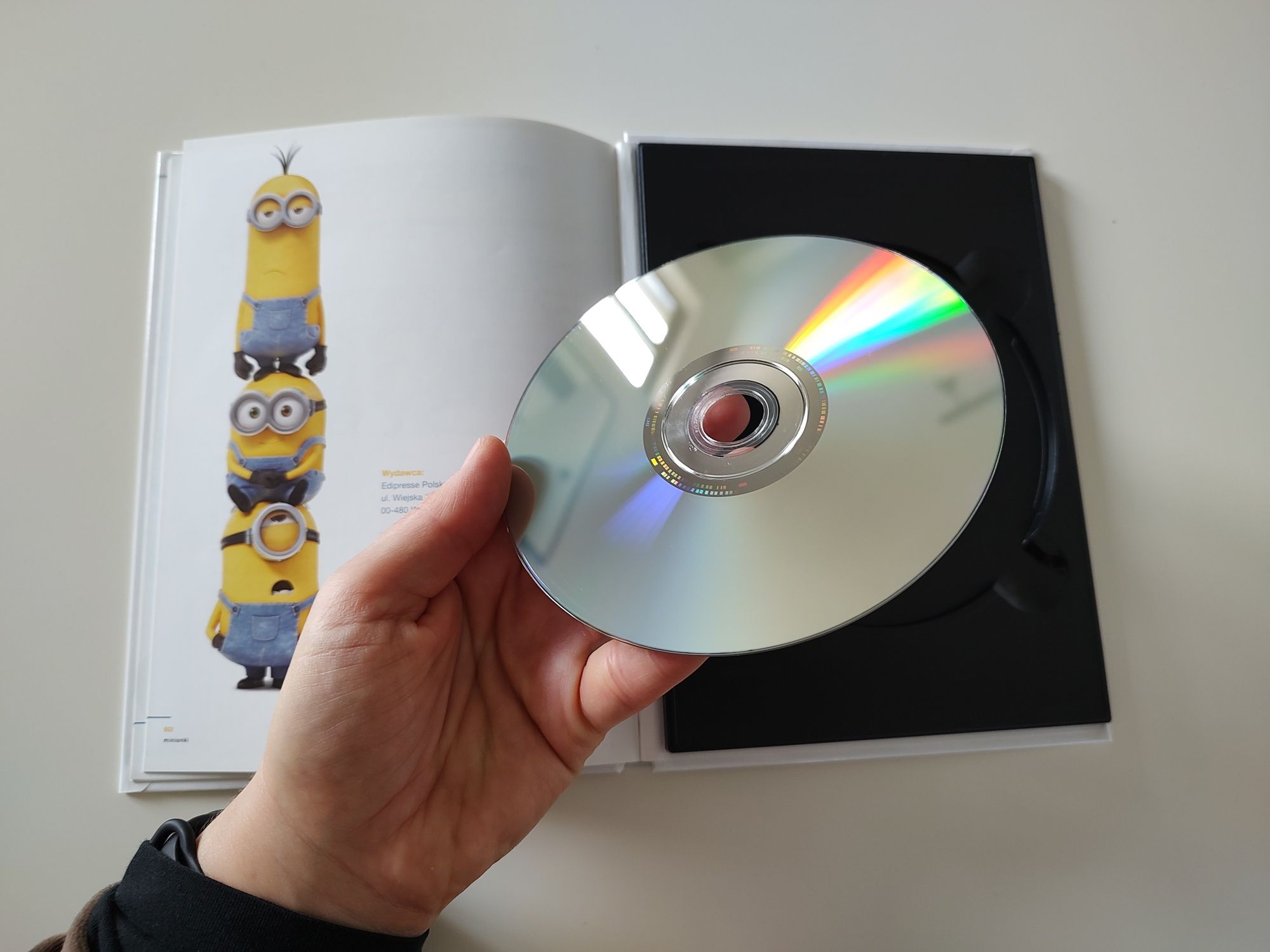 Minionki płyta DVD z książeczką z zagadkami