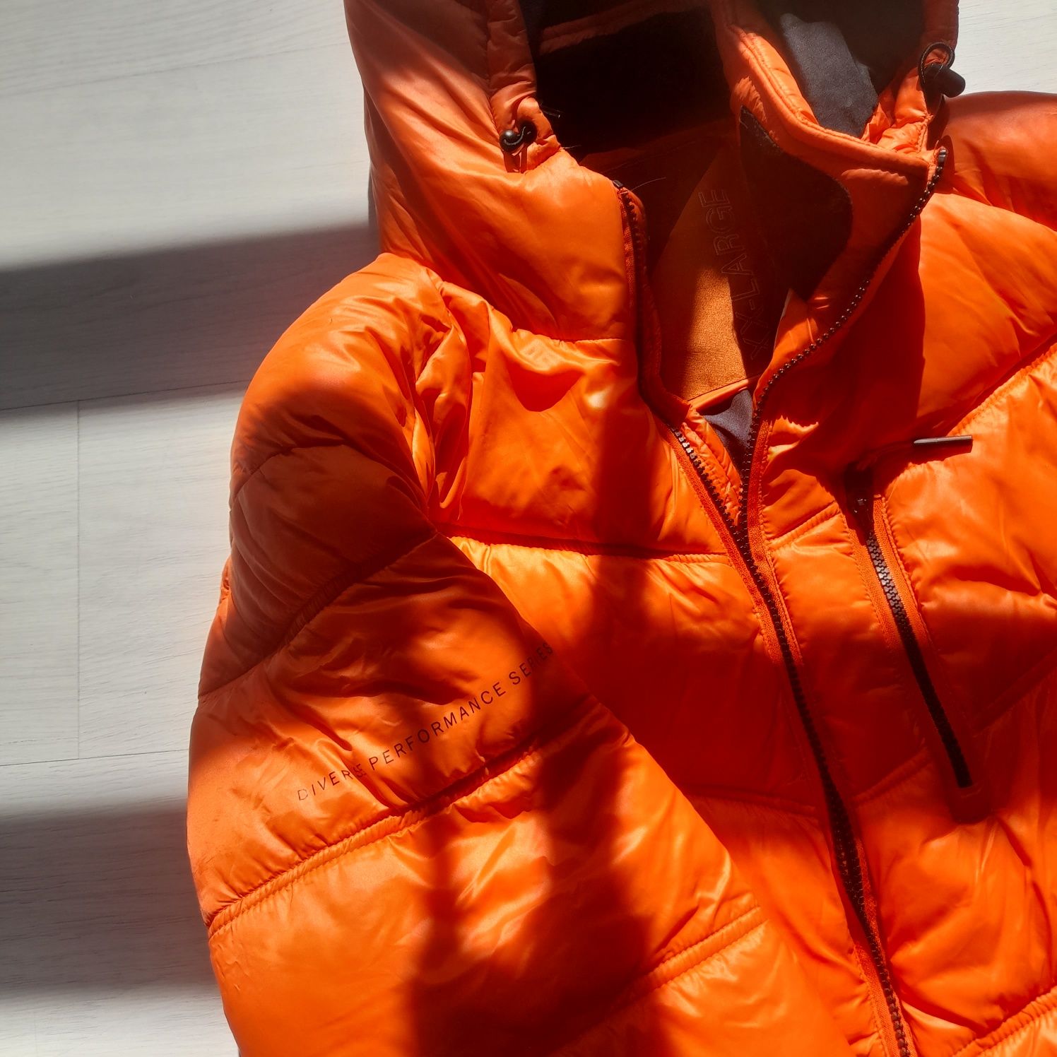 Diverse kurtka pikowana z kapturem pomarańczowa XXL