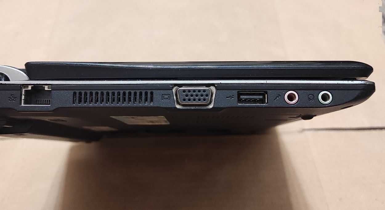 Ноутбук нетбук Acer Aspire One D250-0Bk
