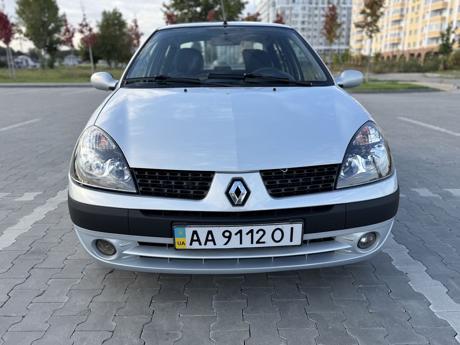 RENAULT Symbol clio автомат