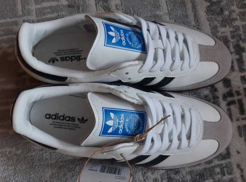 B75806\Nowe*SamDamskieadidas BiałyUnisexTrampki 42.5