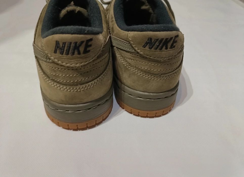 Nike adidasy  skóra zielone  oliwkowe khaki  roz EUR 40, UK 6