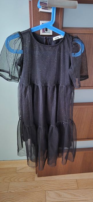 Czarna sukienka tiulowa