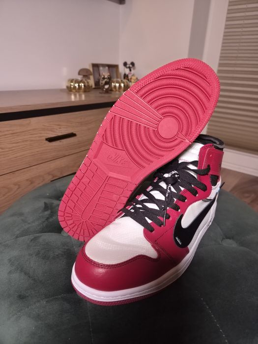 Nike Off-White x Air Jordan 1 Retro High OG 'Chicago'