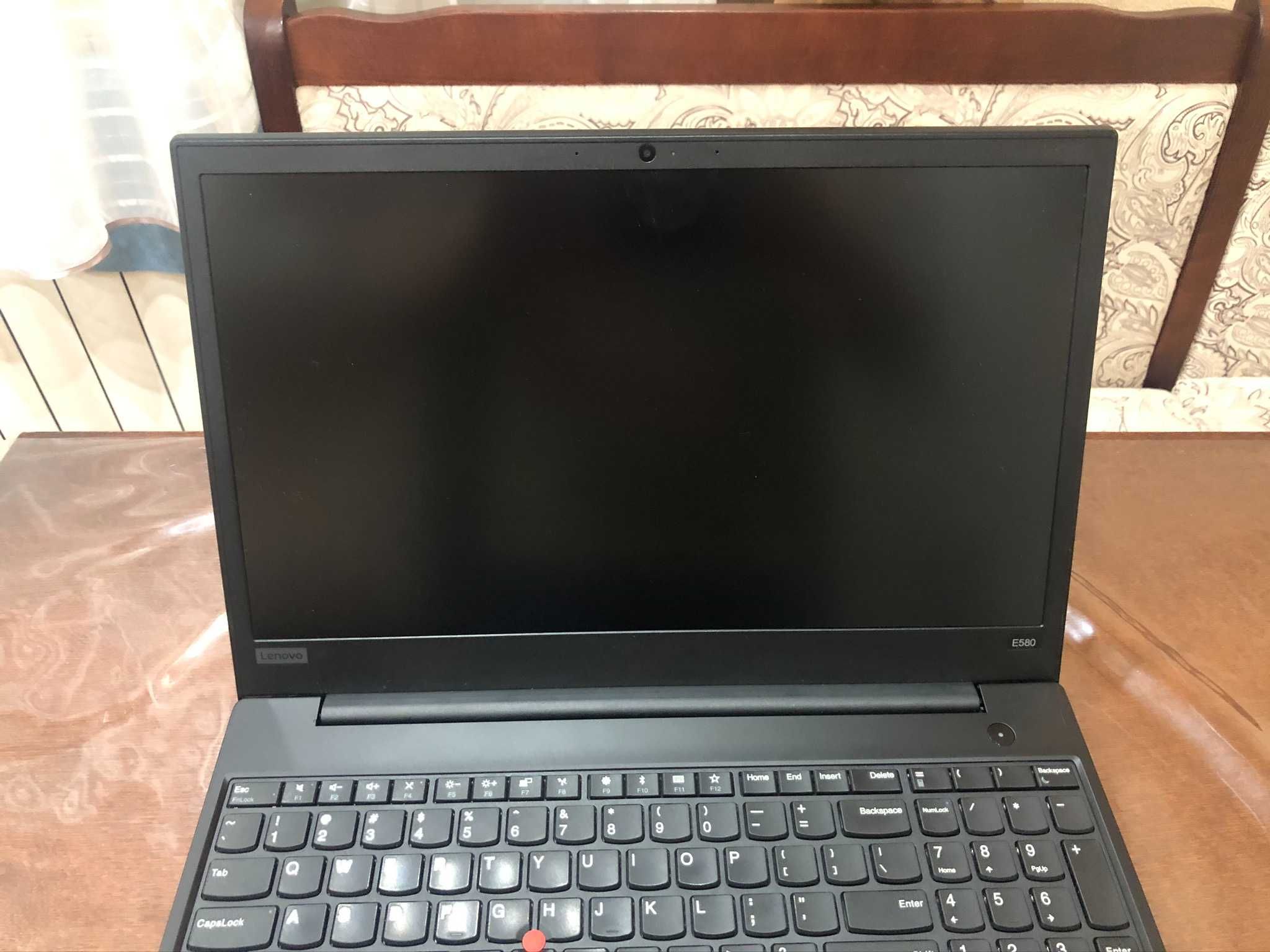 Ультрабук 15" HD Lenovo Thinkpad E595 (Ryzen 3 3200u/8/SSD 256/Vega 3)