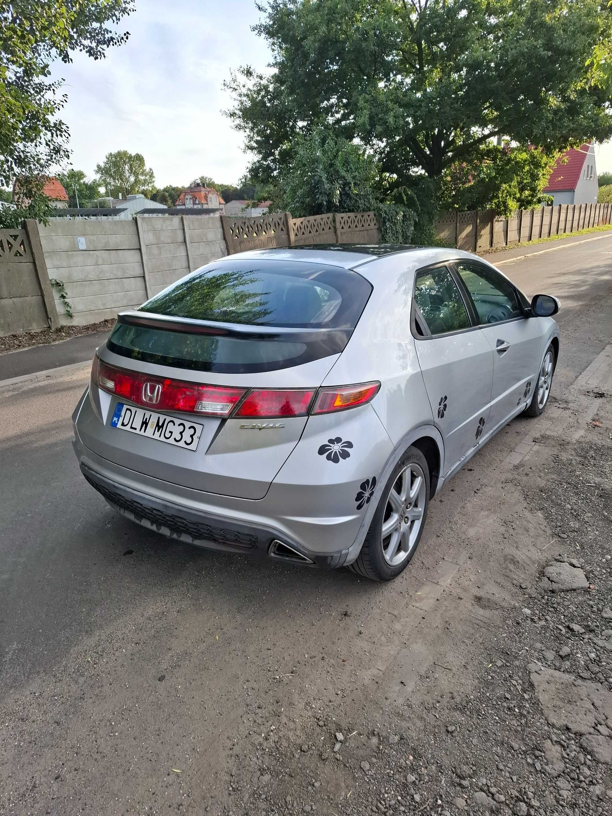 Honda Civic Ufo sprawna zadbana panorama xenon clmatronic 2007