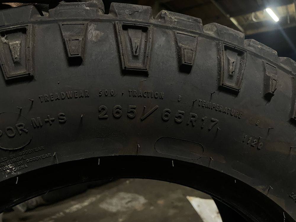 Шина р17 265/65 GoodYear Wrangler Duratrac Резина 265/65 р17