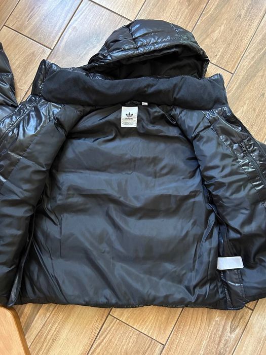 Жіноча куртка пуховик Adidas s,m