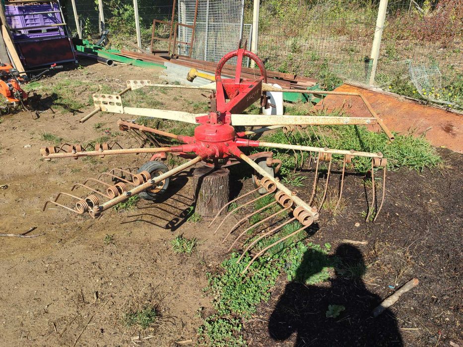 Ajuntador marca kuhn
