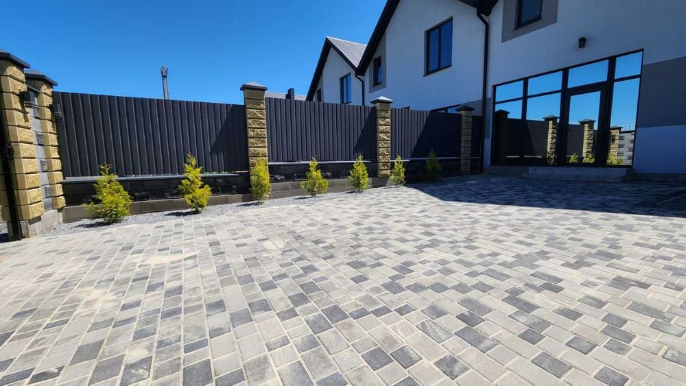 Пропонується до продажу сучасний таунхаус