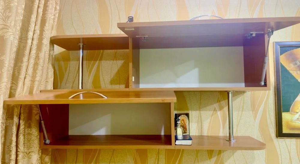 Полочка цвет орех