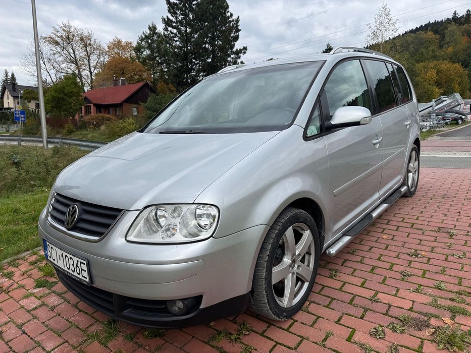 Volkswagen Touran Pojazd ekonomiczny do jazdy